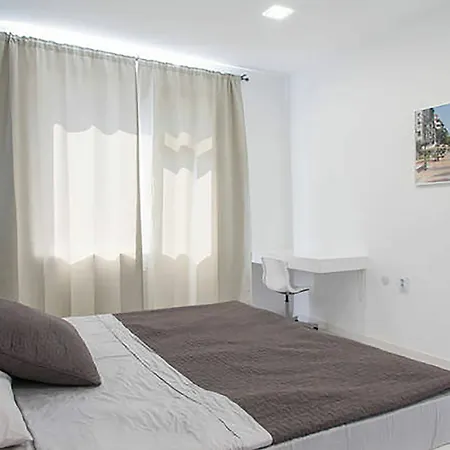 Apartment Bluewave.place